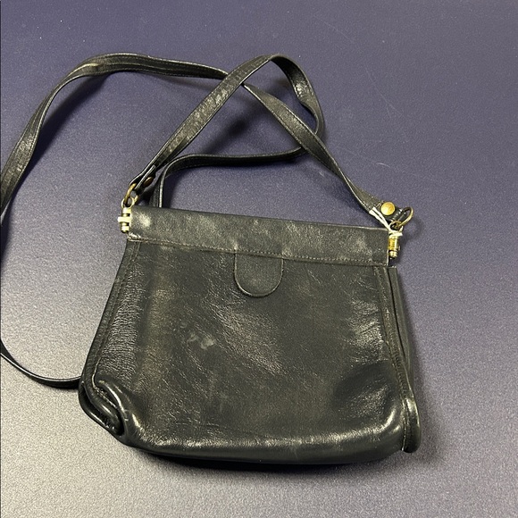 Elegant navy blue Leather Crossbody Bag - Picture 2 of 6